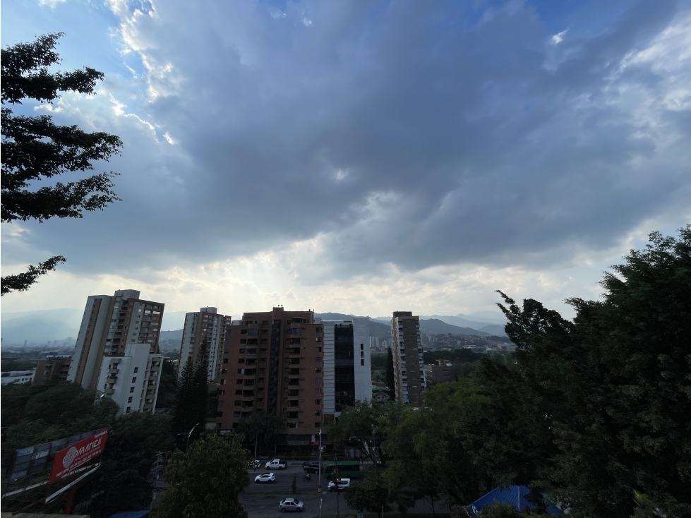 APARTAMENTO CON TERRAZA, POBLADO, SANTA MARIA DE LOS ANGELES — foto 3