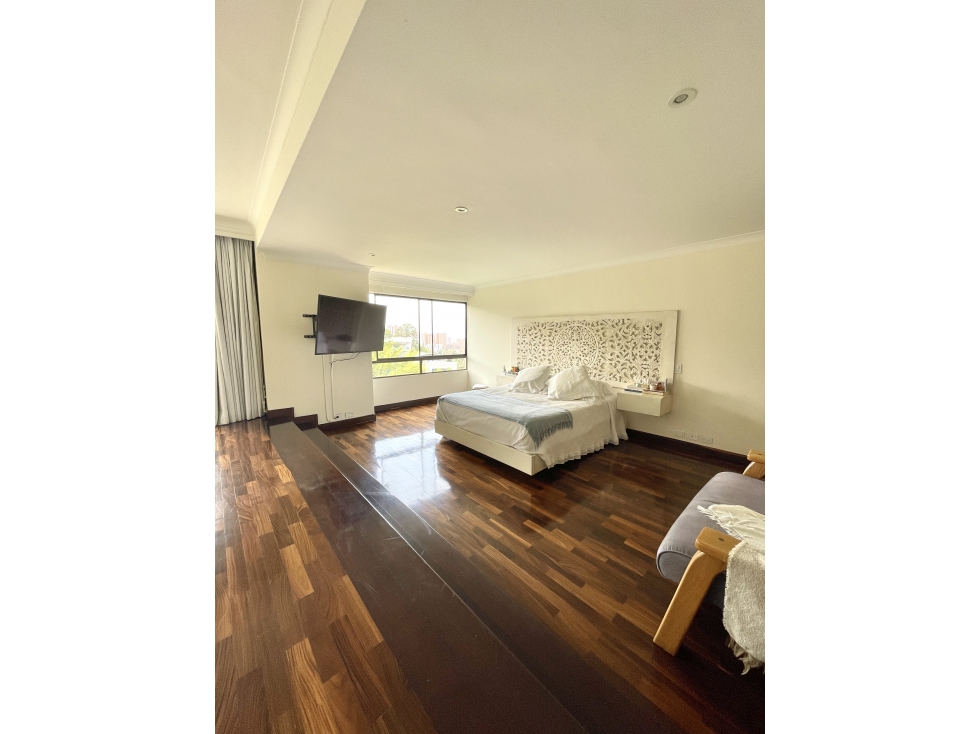 APARTAMENTO POBLADO, EL TESORO, EN VENTA, VISTA A VERDE, CALLE CERRADA — foto 6