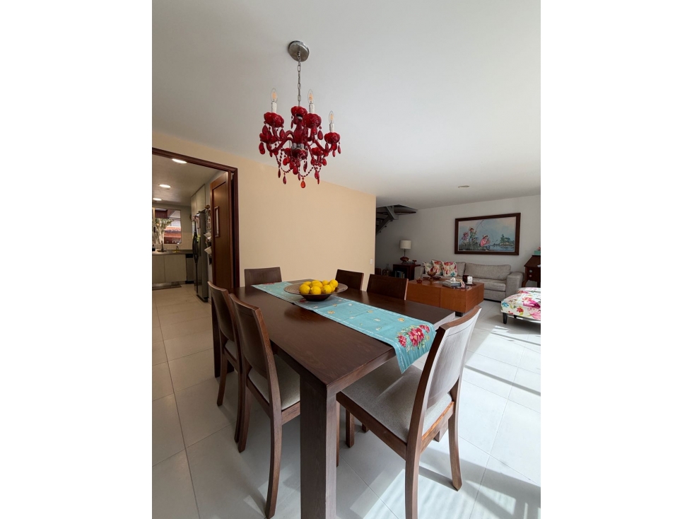 CASA DE 2 NIVELES EN VENTA, ENVIGADO, LOMA DEL CHOCHO — foto 3