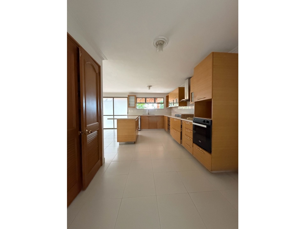 CASA NO ADOSADA, DE 2 NIVELES, LOMA DE BENEDICTINOS, ENVIGADO — foto 5