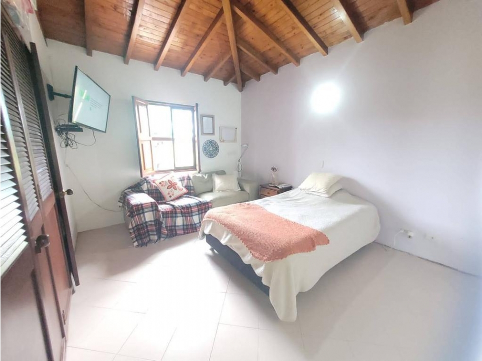 VENTA FINCA EN RIONEGRO, VEREDA LOS SALADOS — foto 3