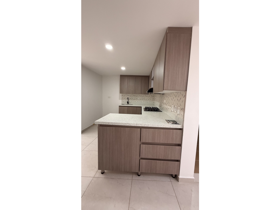 VENDO HERMOSA CASA EN LA CEJA