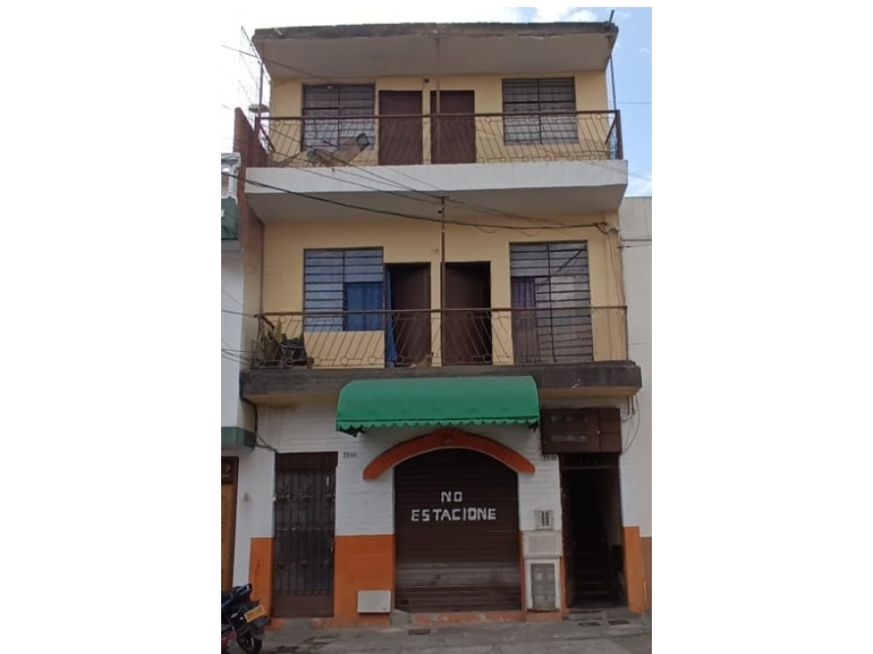 VENTA DE CASA MULTIFAMILIAR CON LOCAL BARRIO BRETAÑA-YY-10359409