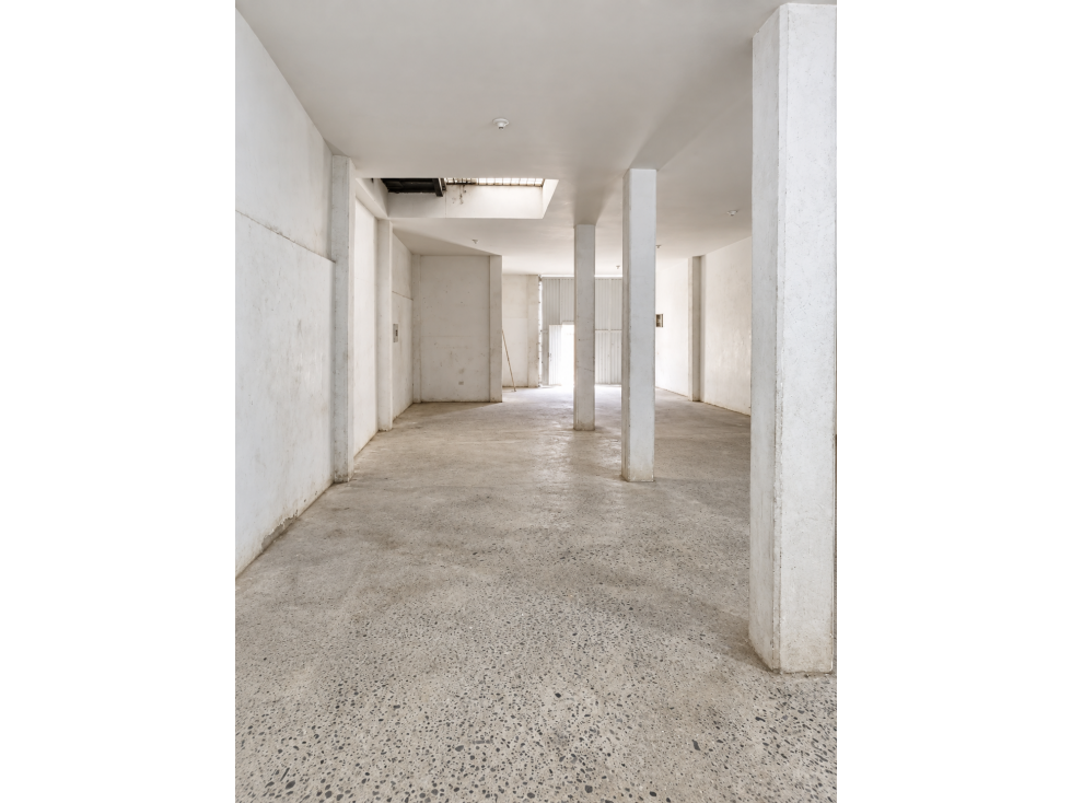 Edificio en Venta Antonio Nariño Cali Bodega + 5 Apartamentos - DM - 2