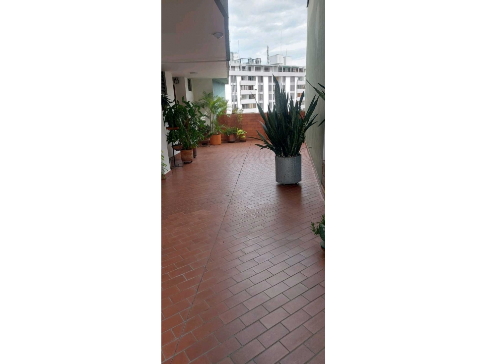SE VENDE APARTAMENTO EN EDIFICIO LUVEDRA XU10205102
