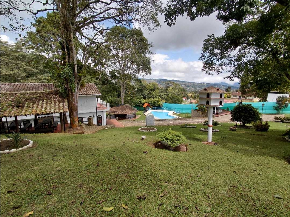 Venta de Finca area 11287 mt2 , via km 30 valle del cauca LL10094372