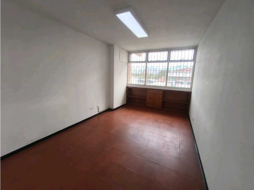 SE VENDE OFICINA EN.CENCAR XU10084926 - 1
