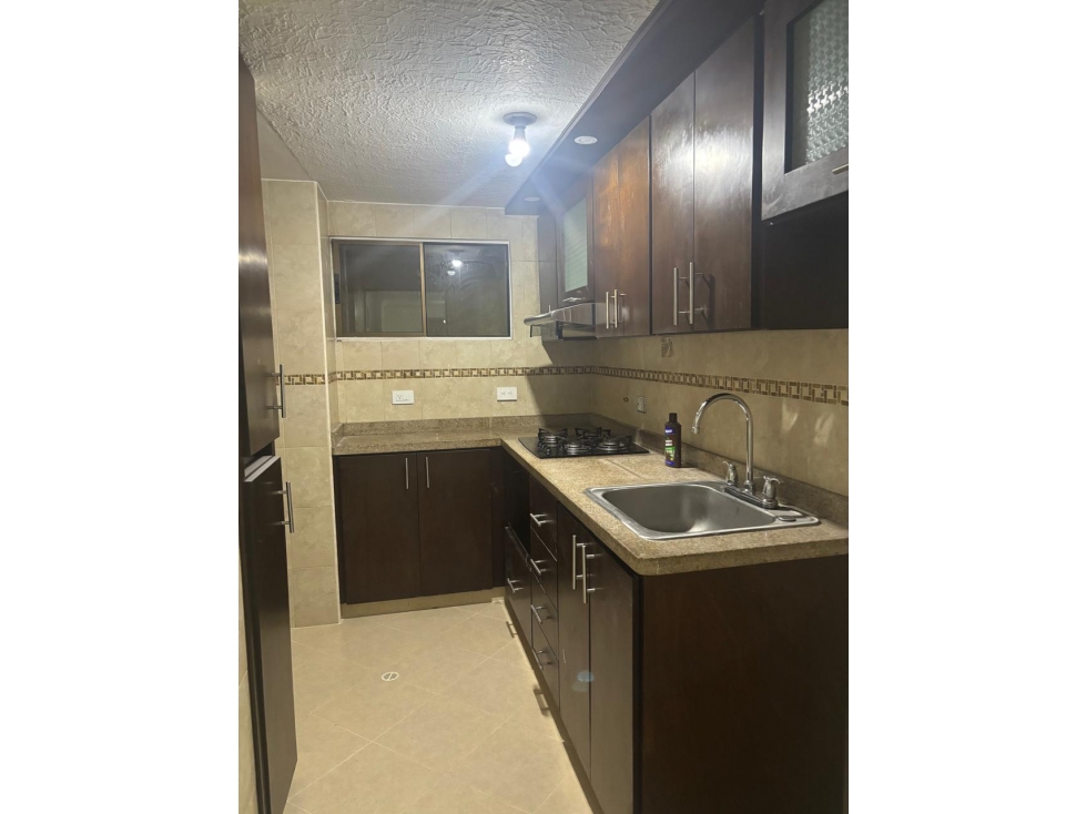VENDO APARTAMENTO EN BARRIO LA SELVA CS10033072