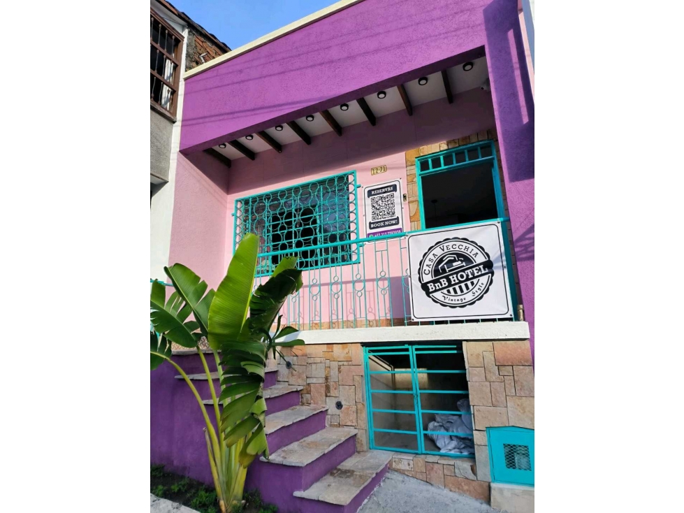 VENDO EXCELENTE EDIFICIO EN SAN ANTONIO CS8461248 - 1