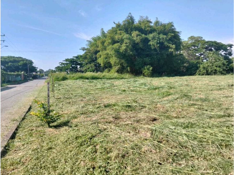 SE VENDE LOTE ESQUINERO EN LA MORADA XU 10020887 - 1