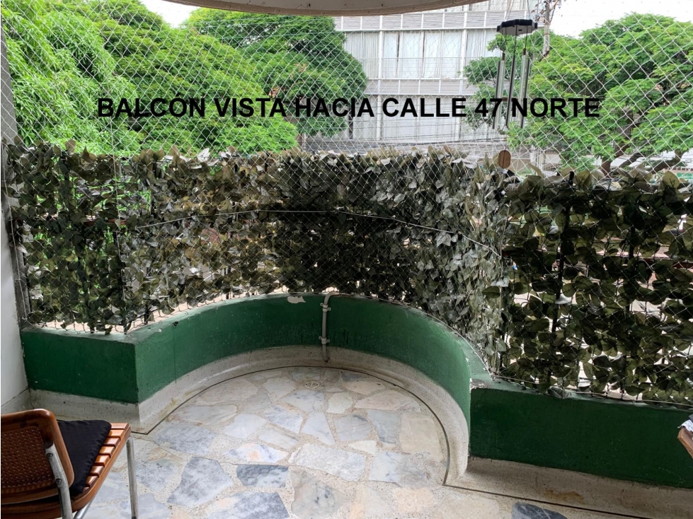 Vendo apartamento en la Flora ALG9737183