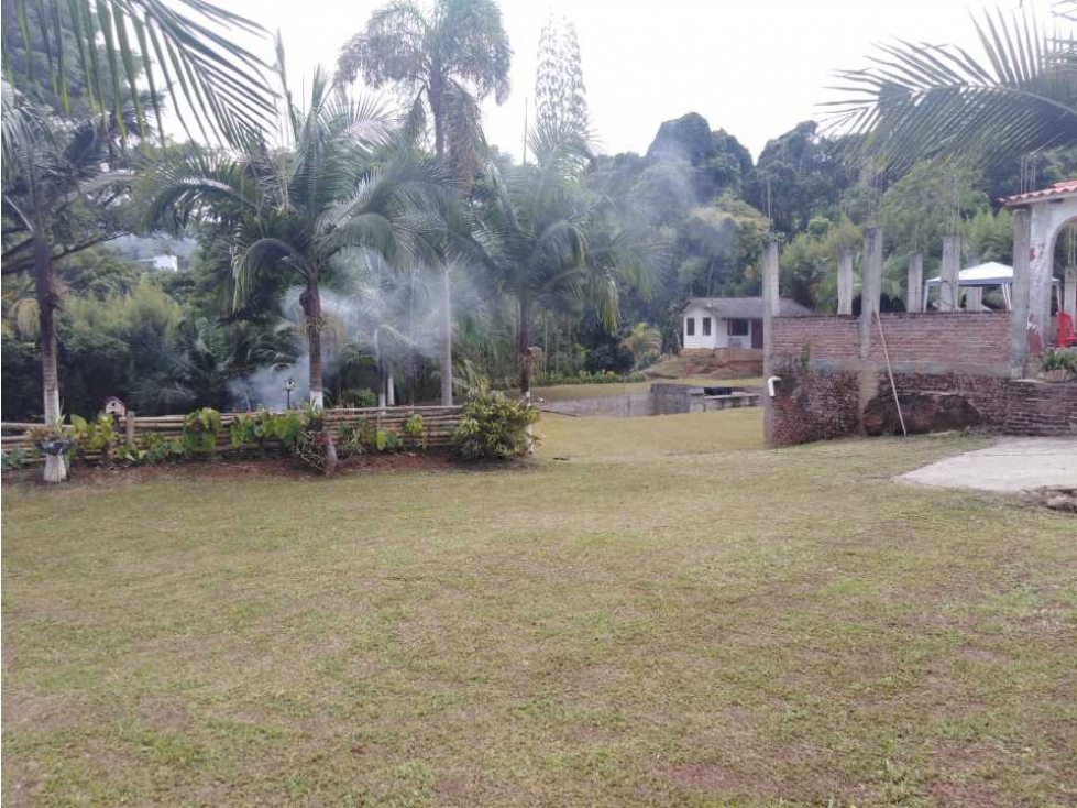 VENDO LINDA FINCA KILOMETRO 30 EN PARCELACION CS 7211755 - 5