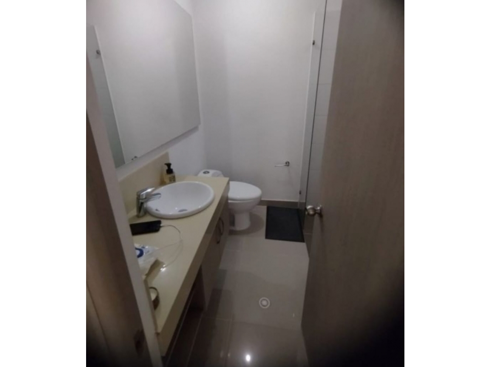 VENDO CASA EN AZUCENAS DEL CASTILLO, JAMUNDI C-S — foto 4