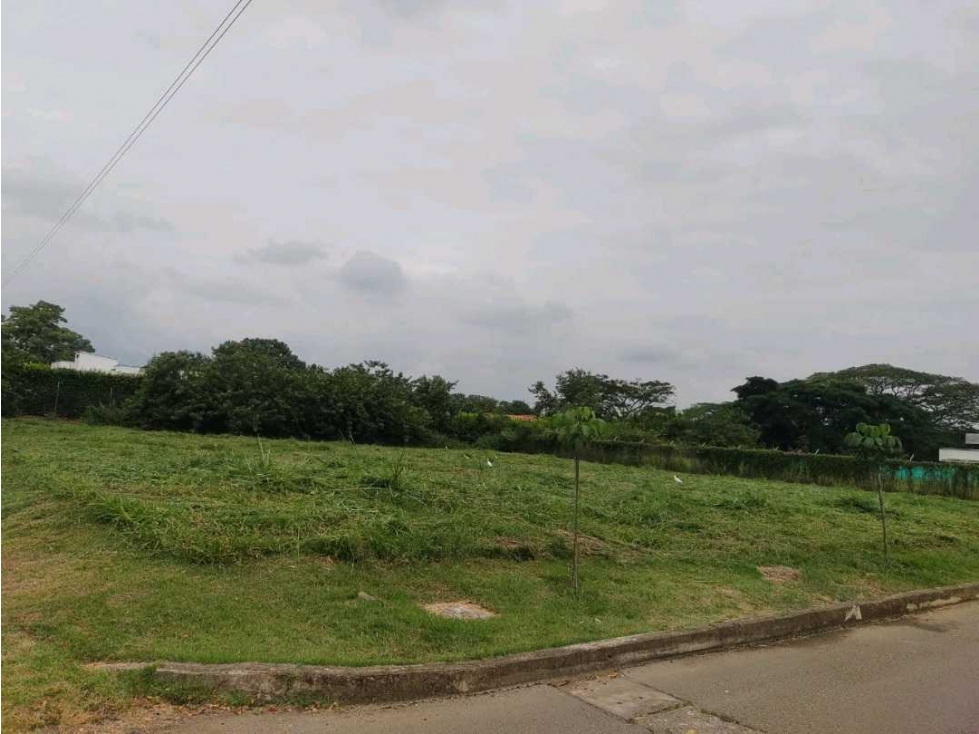 SE VENDE LOTE ESQUINERO EN LA MORADA XU 10020887 - 3