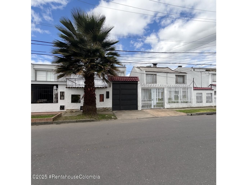 Casa en Bogota (Bogota D.C.) RAH CO: 26-117