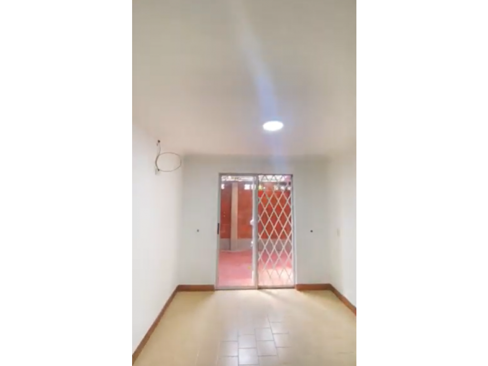 Se vende Apto 1er piso Barrio Napoles YP - 9780027 — foto 2