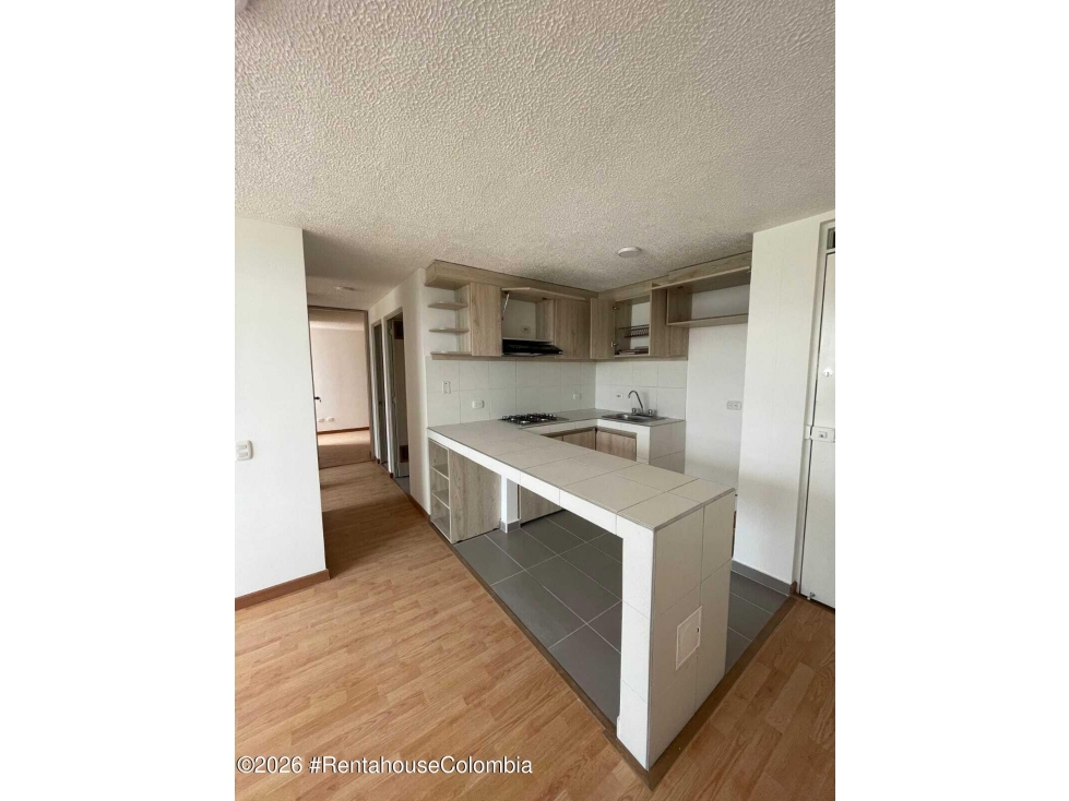 Apartamento en Zipaquira (Cundinamarca) RAH CO: 26-610