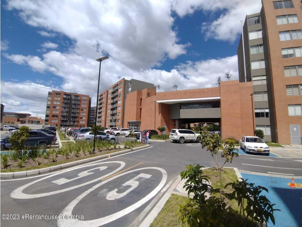 Apartamento en Mosquera (Cundinamarca) RAH CO: 26-618