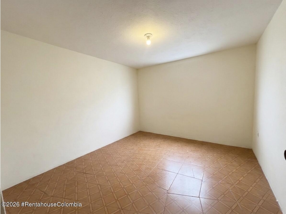 Apartamento en Cajica (Cundinamarca) RAH CO: 26-658