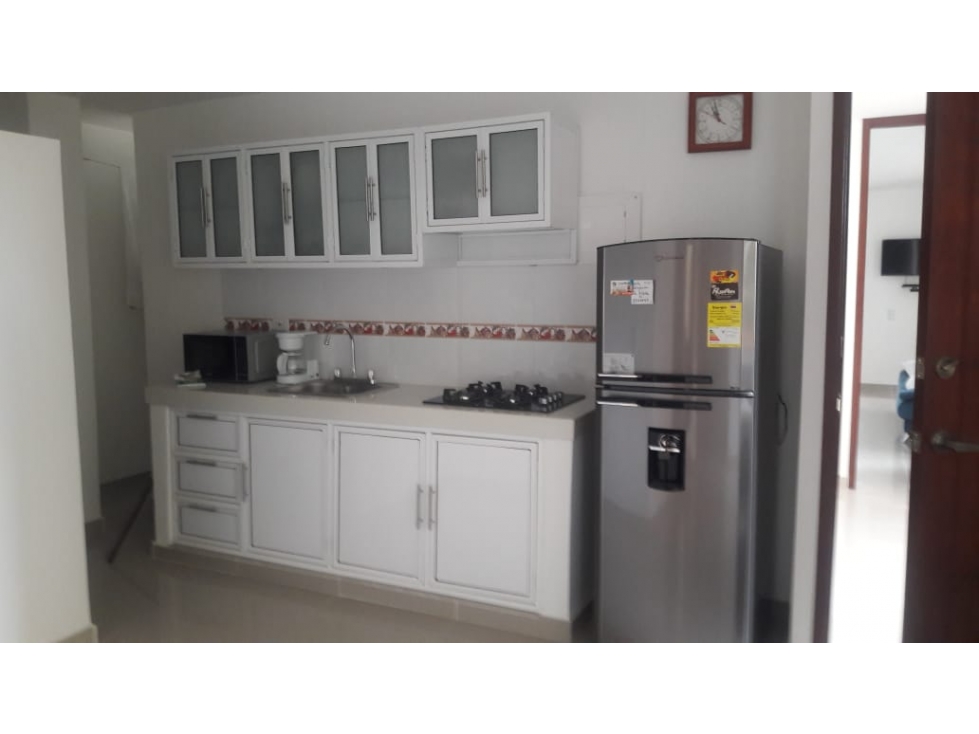 VENDO EDIFICIO DE APTOS Y LOCALES EN EL LIMONAR, SUR CS 7211741 - 2