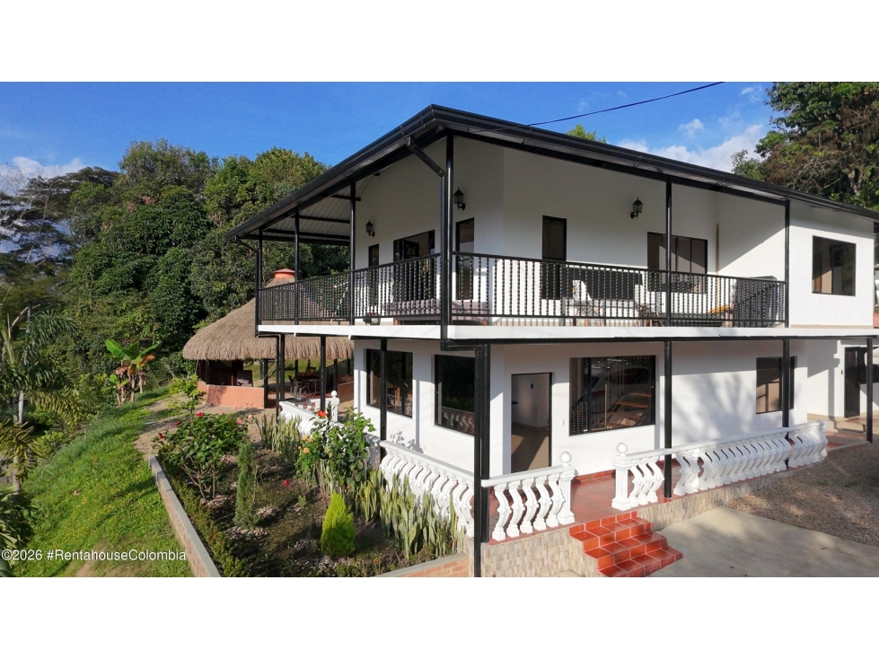 Casa en San Antonio del Tequendama (Cundinamarca) RAH CO: 26-801