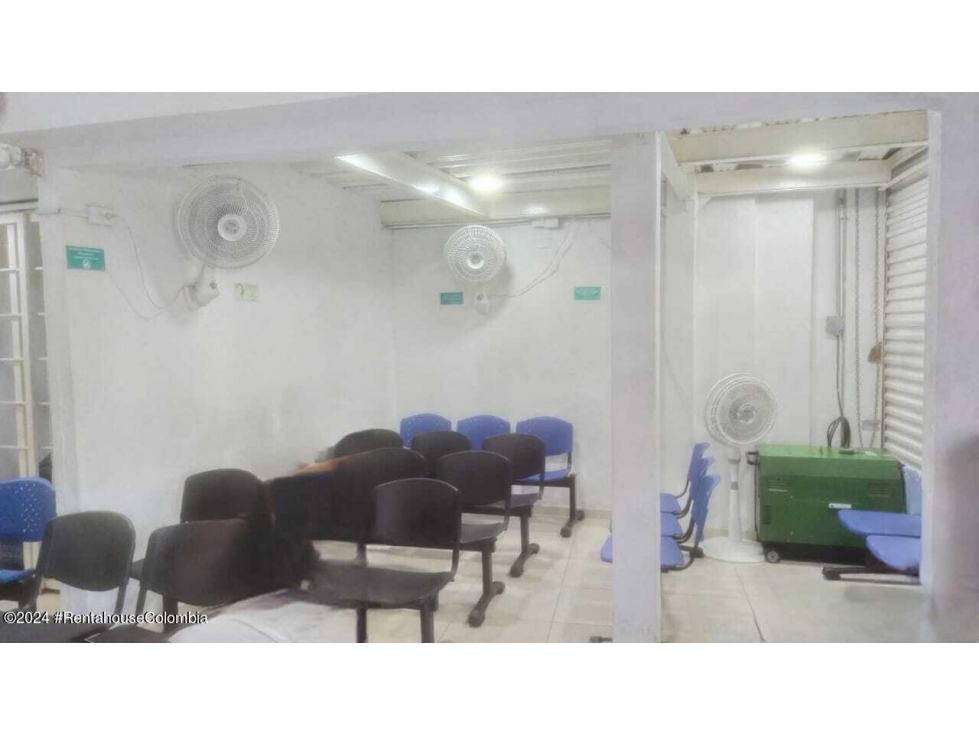 Local Comercial en Cartagena (Bolivar) RAH CO: 25-741