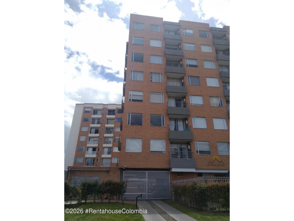 Apartamento en Bogotá (Bogota D.C.) RAH CO: 26-1000