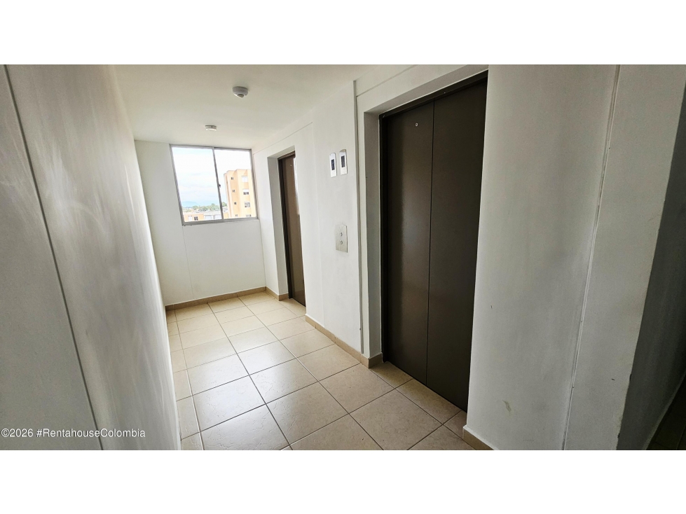 Apartamento en Bogota (Bogota D.C.) RAH CO: 26-1057 — foto 2