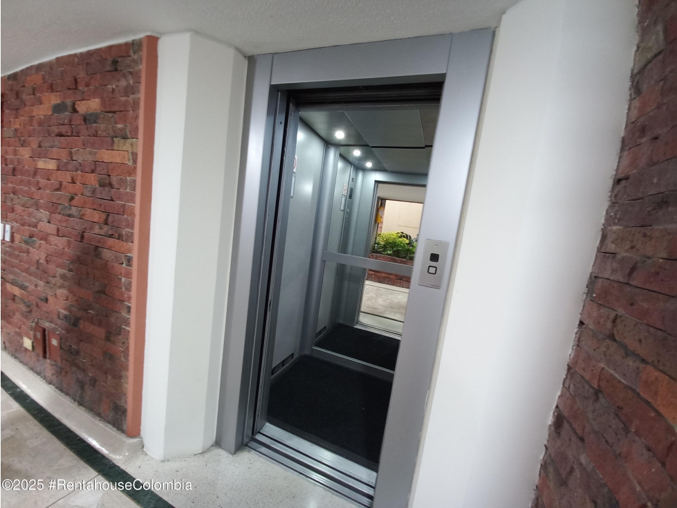 Apartamento en Bogota (Bogota D.C.) RAH CO: 26-241 — foto 2