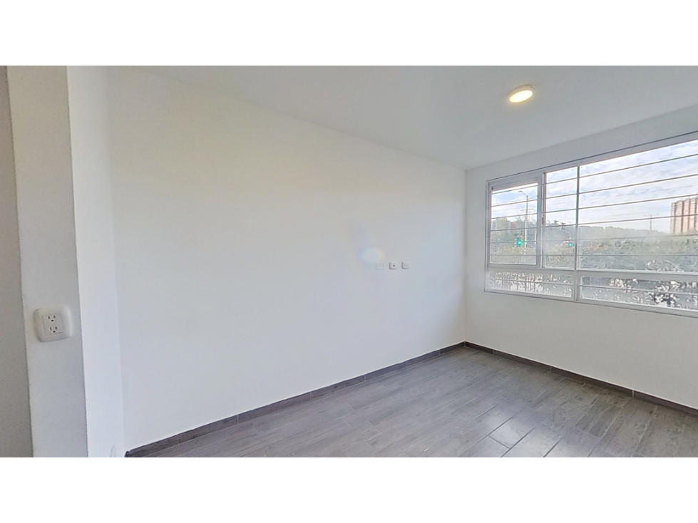 Pratto-Urbanización Castilla Real, Kennedy — foto 2