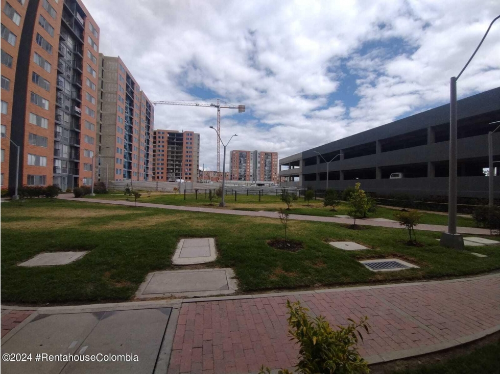 Apartamento en Madrid (Cundinamarca) RAH CO: 26-771 — foto 4
