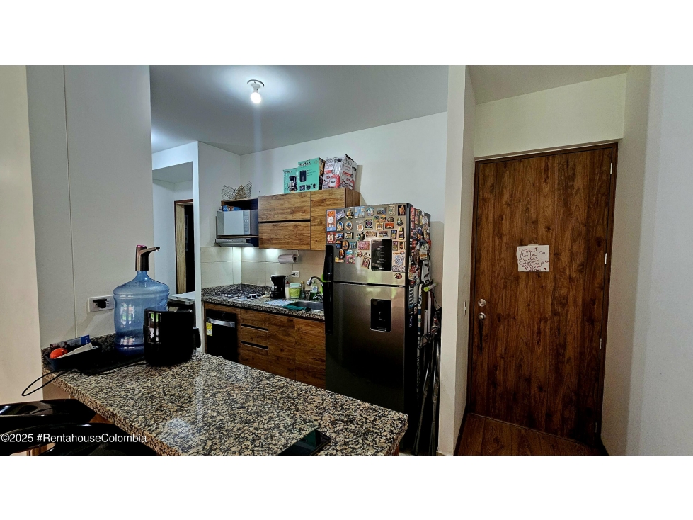 Apartamento en Mosquera (Cundinamarca) RAH CO: 25-1727 — foto 4