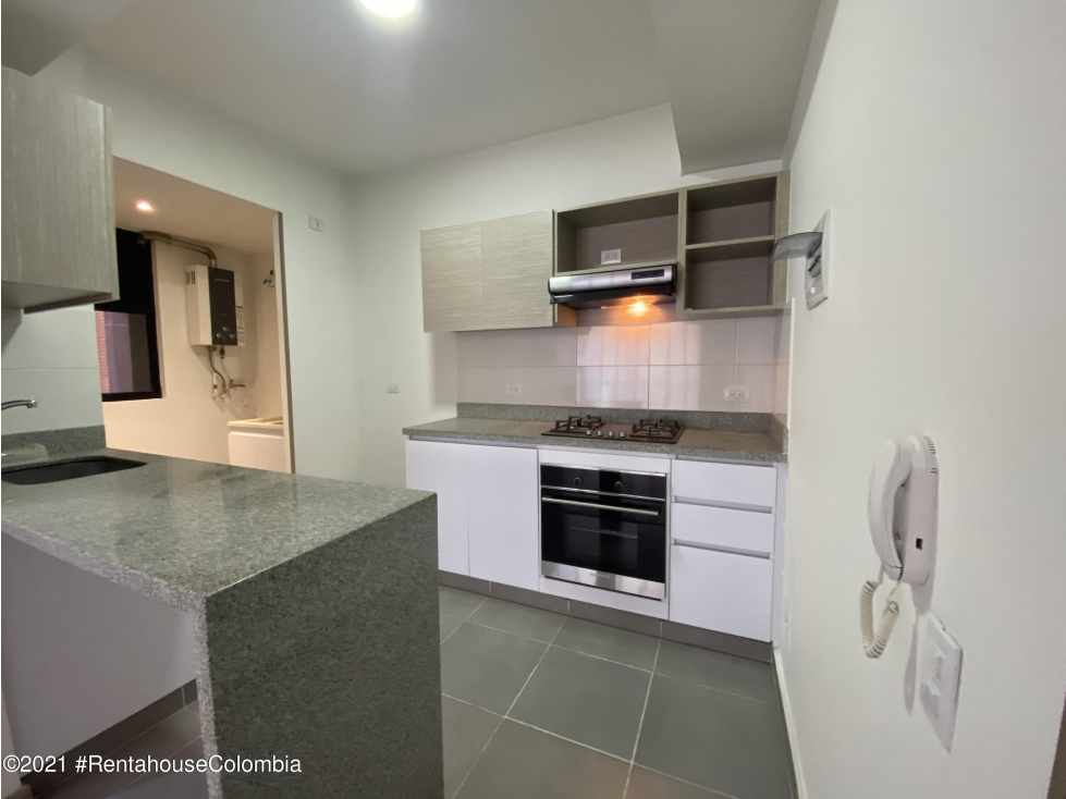 Apartamento en Bogotá (Bogota D.C.) RAH CO: 26-892 — foto 4