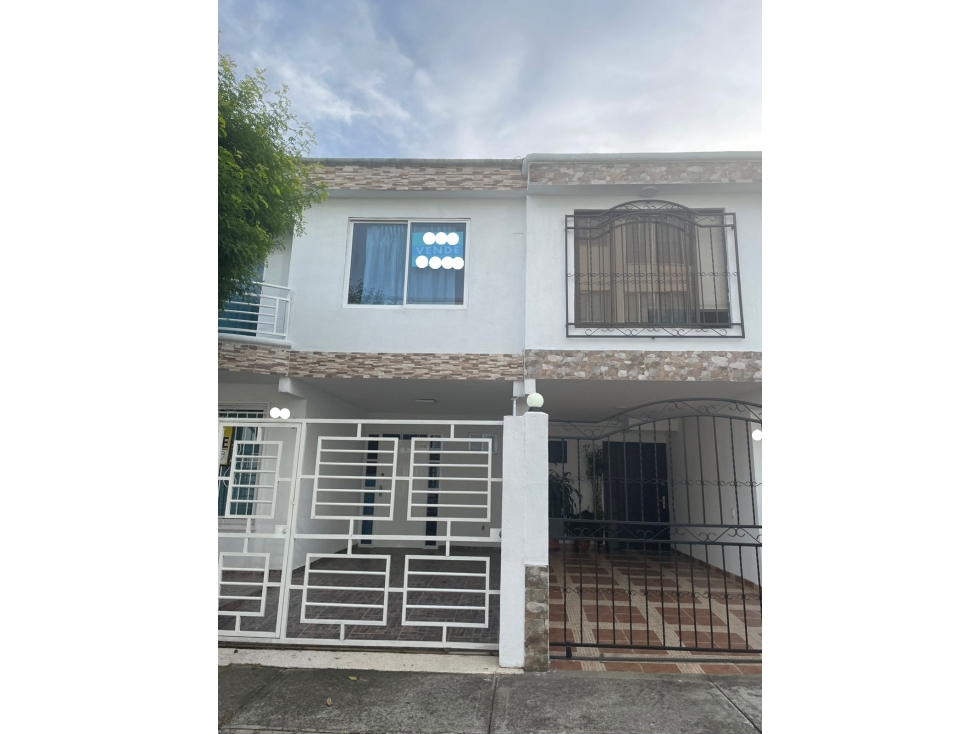 VENDO CASA 2 PISOS UNIFAMILIAR EN CIUDAD 2000 (P.Z) CW:9721675 - 1