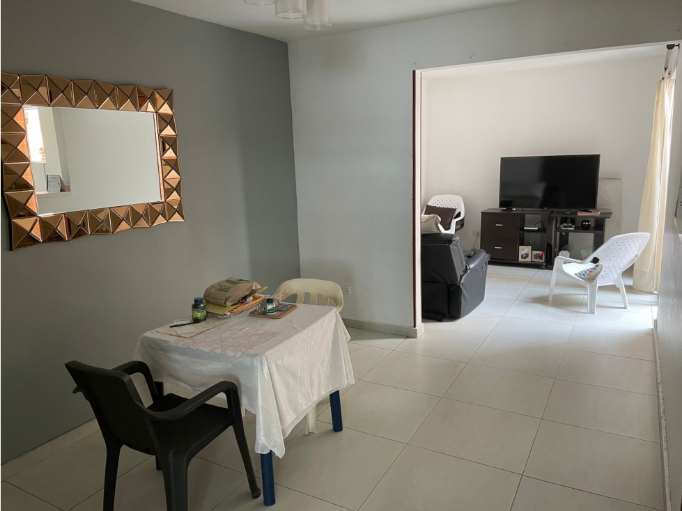 VENDO CASA 2 PISOS UNIFAMILIAR EN CIUDAD 2000 (P.Z) CW:9721675 - 3