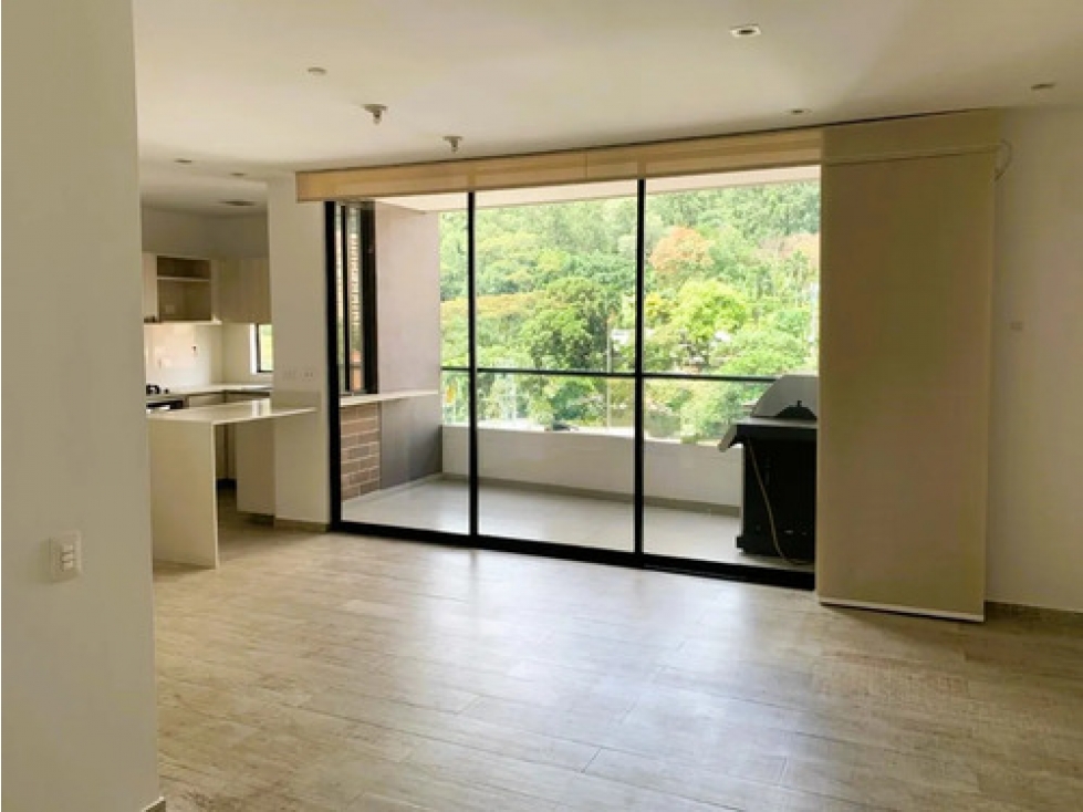 Apto remodelado en venta Castropol El Poblado 94 m², 2 hab