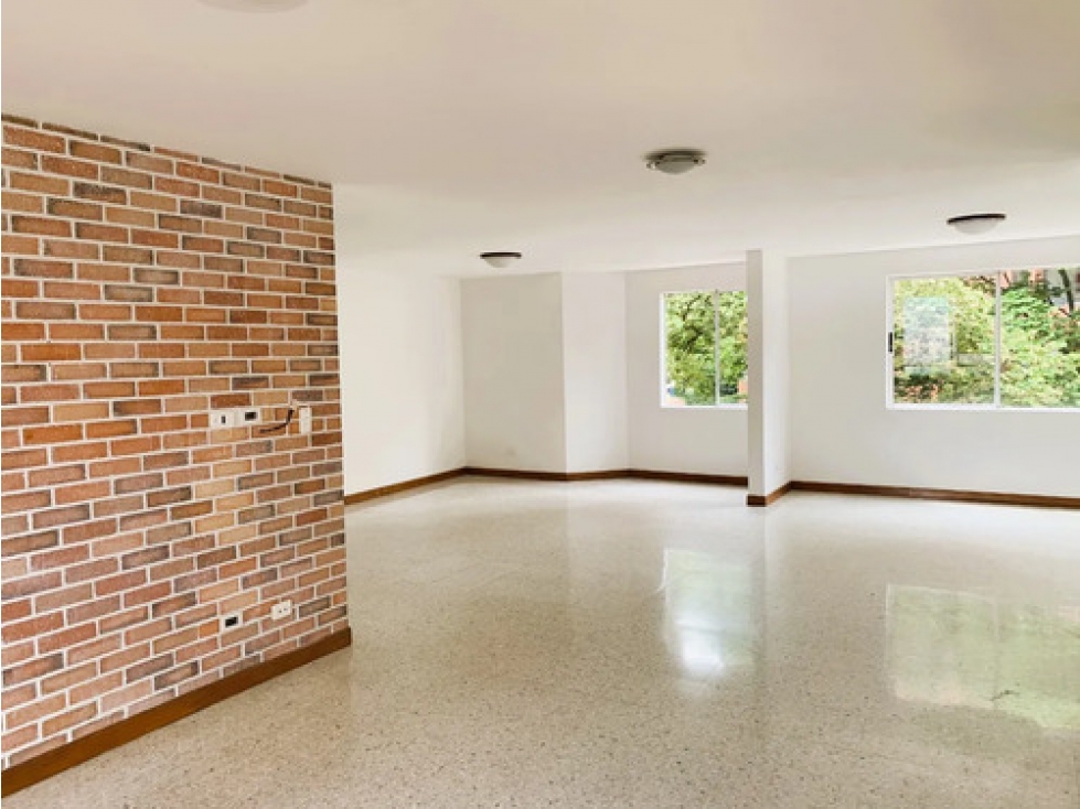 Apto en venta Castropol El Poblado 134 m², 3 hab + servicio
