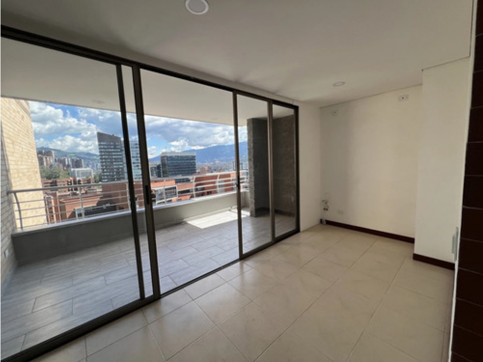 Apto en arriendo Alejandría El Poblado 138 m², 4 hab, piscina
