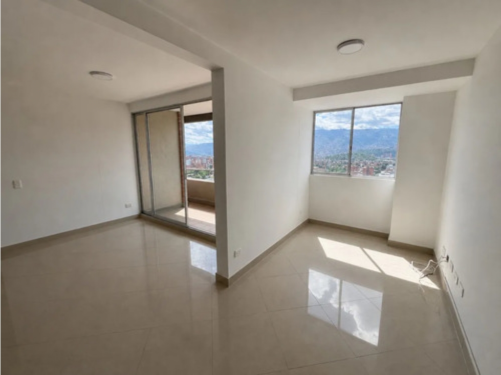 Apto en venta Belén Los Alpes 79 m², piso 22, 3 hab, útil