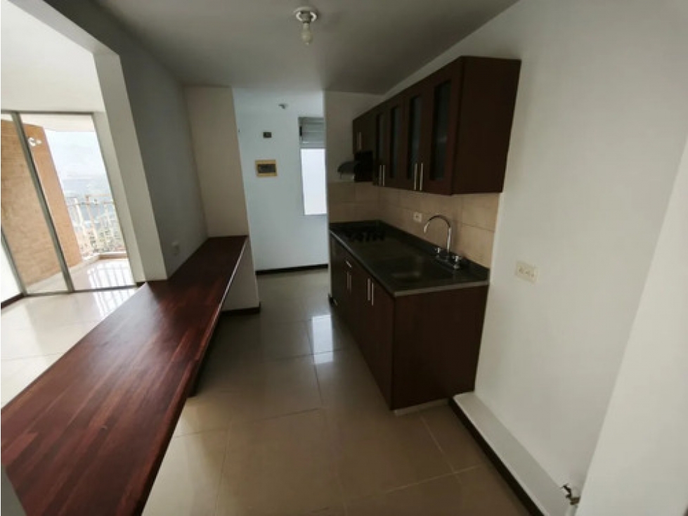 Apto en venta Cabañas Bello 71 m², piso 17, 3 hab, cerca al Metro