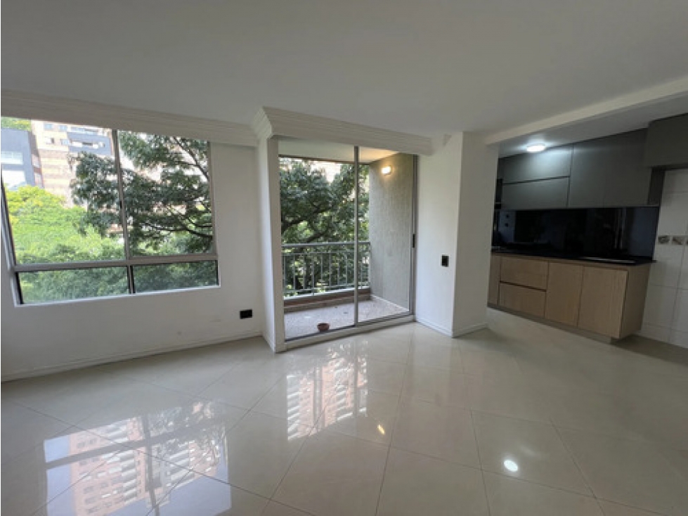 Apto moderno en arriendo Castropol El Poblado, 2 hab, útil
