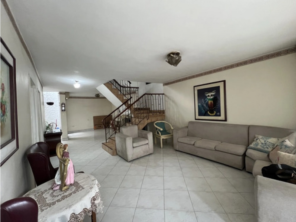 Casa negociable en venta Belén Malibú, potencial hasta 5 pisos