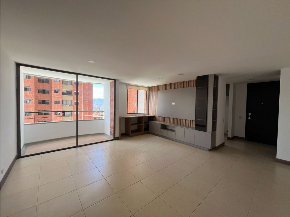 Apto en venta Loma del Indio 87 m², piso 13, 3 habitaciones