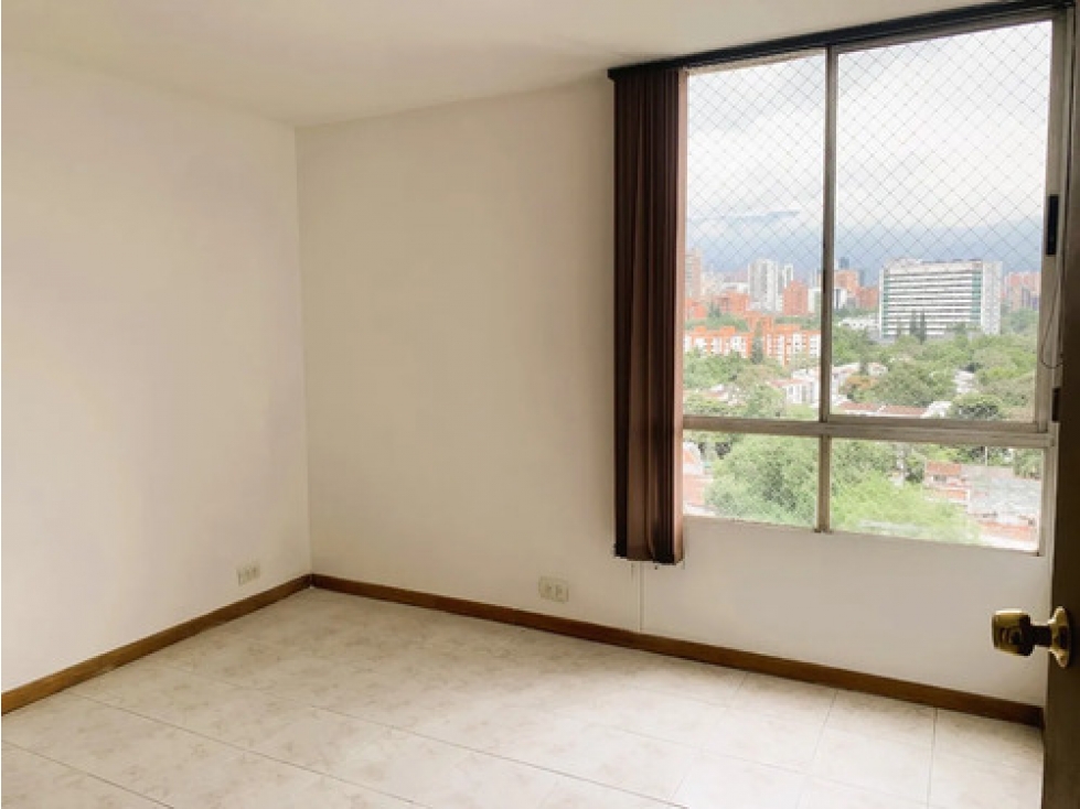 Apto en arriendo Patio Bonito El Poblado, 2 hab, balcón — foto 6