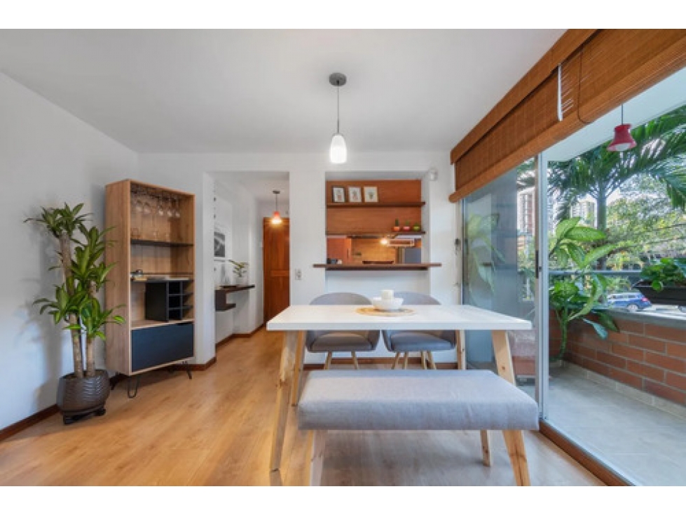 Apto en venta El Poblado para rentas cortas, 2 hab, Provenza — foto 2