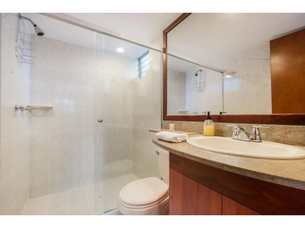 Apto en venta El Poblado para rentas cortas, 2 hab, Provenza — foto 3