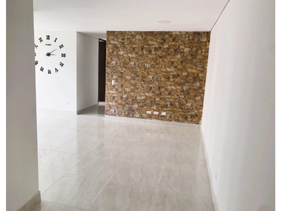 Apto remodelado en venta Rodeo Alto 60 m², 3 hab, parqueadero — foto 3