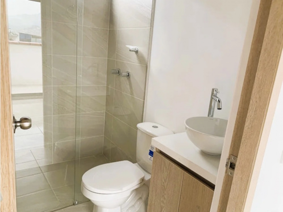 Apto para estrenar en venta Itagüí La Gloria 103 m² con terraza — foto 6