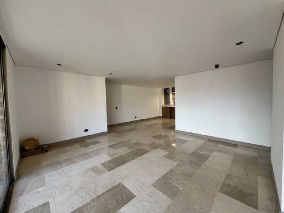 Apto moderno en arriendo Loma de los Parra El Poblado 140 m² — foto 2