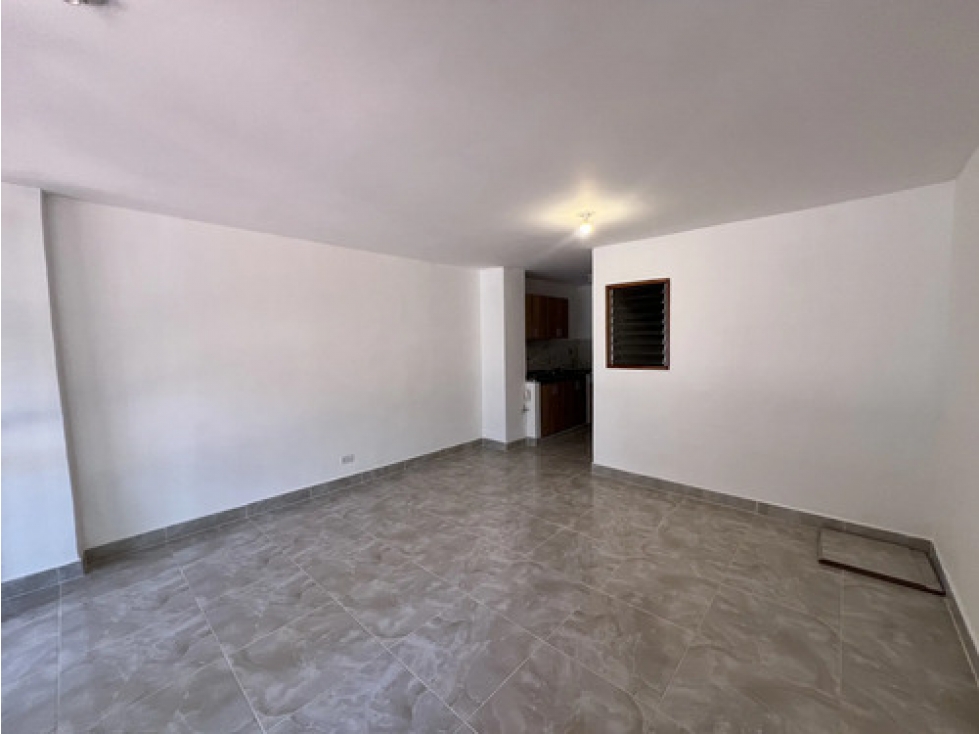 Apartaestudio o local en venta Santa Teresita Laureles 33,6 m² — foto 2